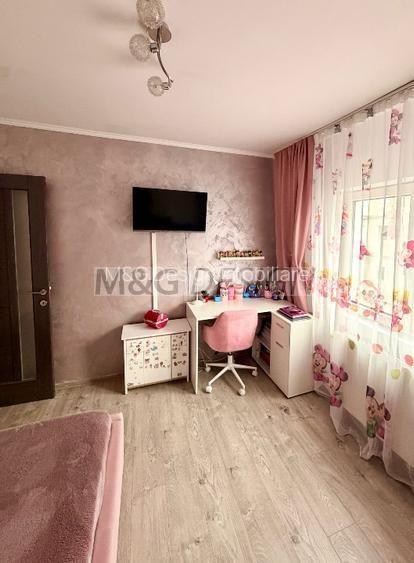 Apartament 3 camere zona Kiriac etaj 2 renovat - 3