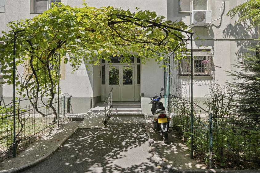 Apartament 3 camere Tei decomandat, 65,84mp utili, 2 bai, et 2/8 bloc 1988
