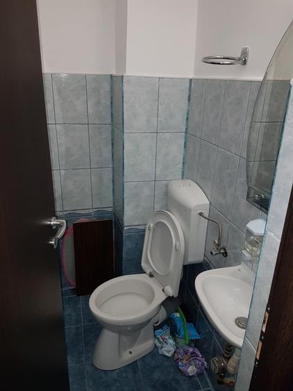 Apartament cu 3 camere de închiriat, zona Dacia
