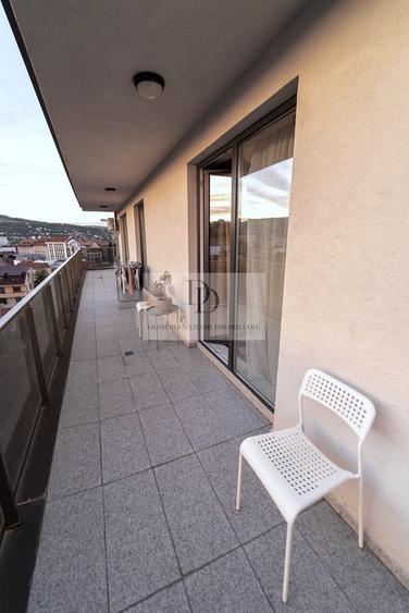 Penthouse cu 3 camere | 2 parcări subterane incluse | Centru -Decebal