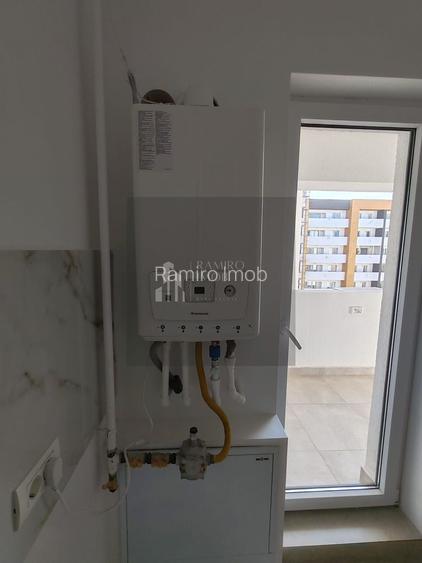 GARSONIERA  METROU BERCENI, BIRUINTEI 81, CENTRALA, TVA INCLUS - 7