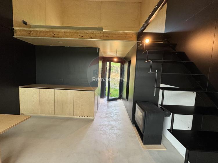 Doua case la munte, cu vedere superba, localizate in Poiana Marului - 7