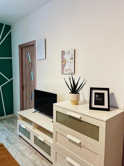 Ofer spre inchiriere garsoniera in cartierul militari residence. - 2