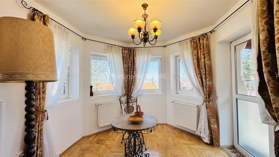 Apartament în casa 5camere - scara interioara - Magazin Star - 11