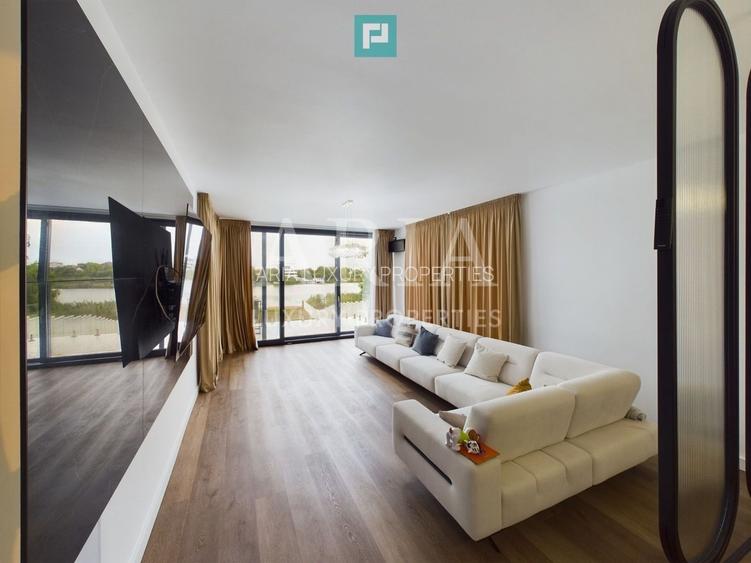 WATERFRONT VILLA 2024 POOL - 21