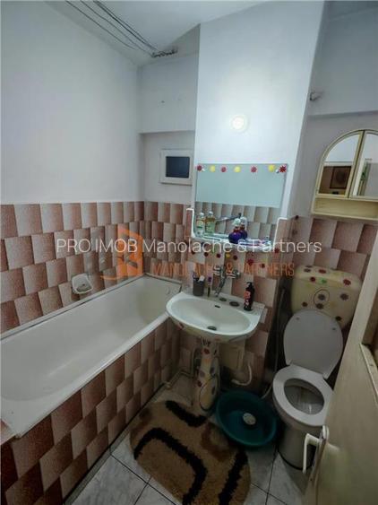 Apartament 3 camere cf 1 decomandat zona Centru - 8