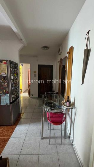 Apartament 3 camere decomandat Calea Bucuresti etaj 1/4 - 4