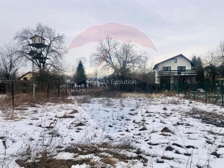 COMISION 0% | Teren 2,432mp | Cornu de Jos (Cornu)  Strada Florilor - 3