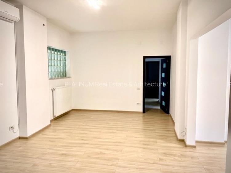 Inchiriere apartament 4 camere Piata Romana - 4