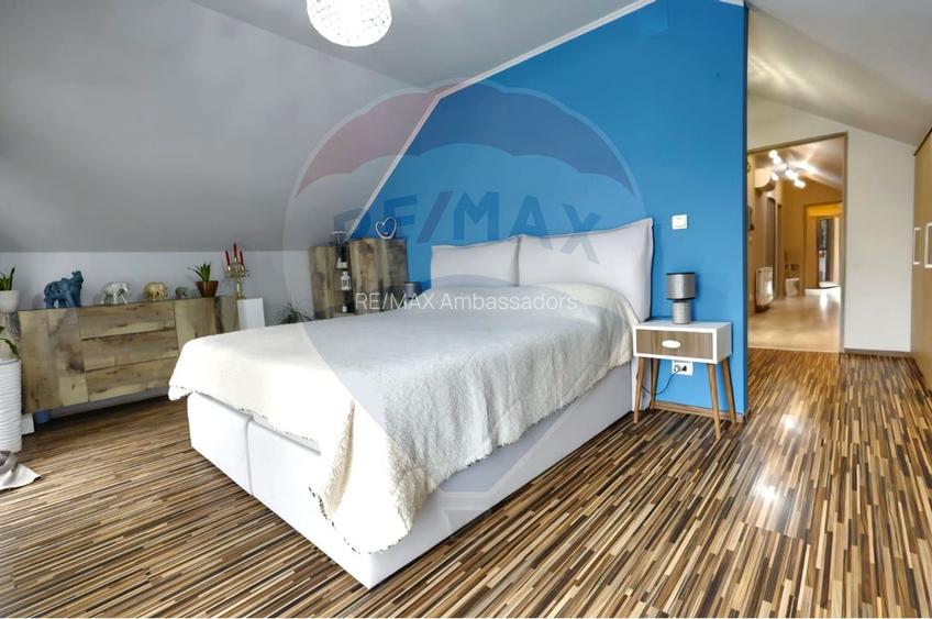 Apartament cu 3 camere de vânzare - 16