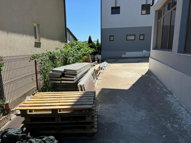 Vânzare/Inchiriere Azil Modern în Techirghiol - Parter + 3 Etaje - 10