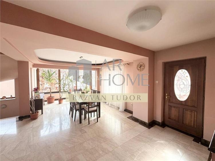 Casa 6 camere + mansarda , cu garaj , beci , Ploiesti , central - 12