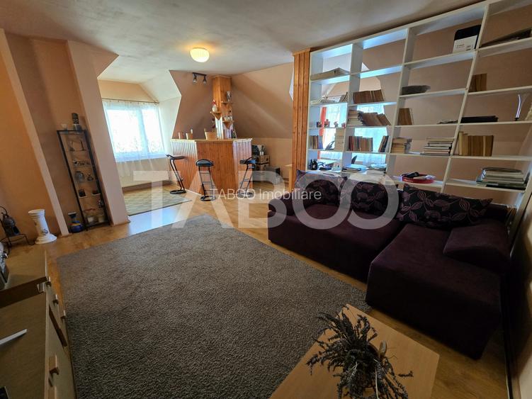 Casa spatioasa de vanzare teren 432 mp zona linistita - Lupeni Sibiu - 3