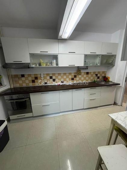 3 Camere Decomandat Circular 67 mp Zona Ultracentrală Mobilat Utilat - 9