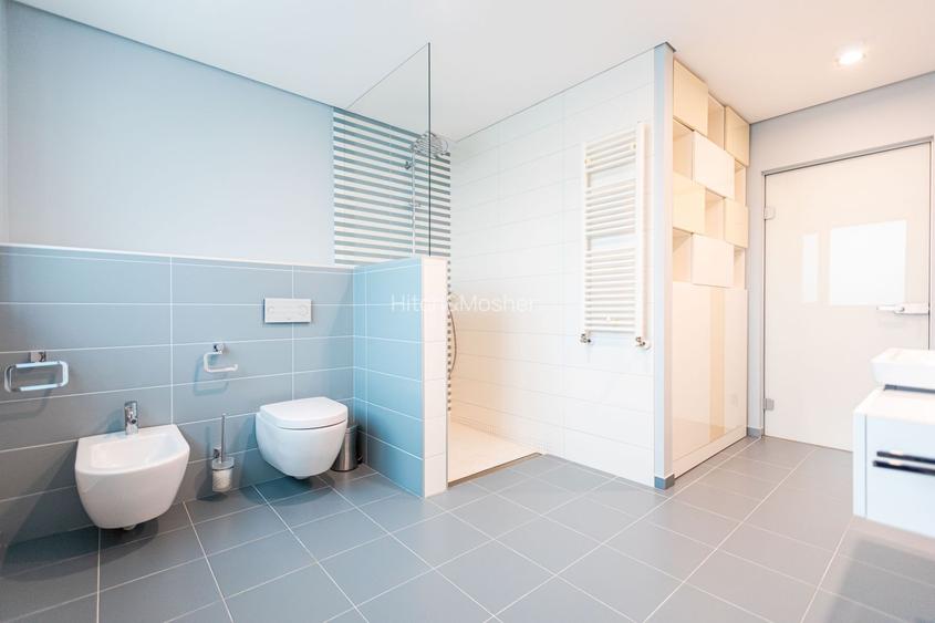 Vila, design ambitios, spatii luminoase in conexiune cu natura - 24