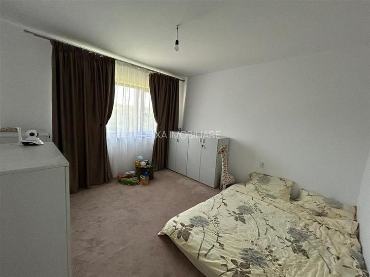 Casa 4 camere Rediu Breazu,Incalz Pard,Asfalt - 11