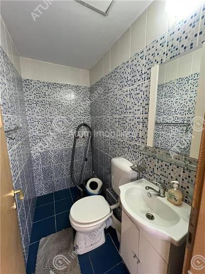 Casa individuala 8 camere 2 garaje 500 mp teren zona Selimbar - 38