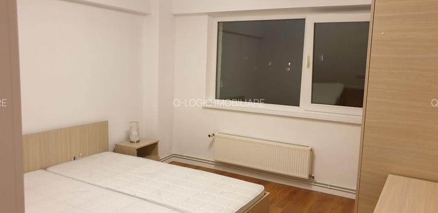 Apartament 3 camere liber la vanzare zona Centrul Civic - 3