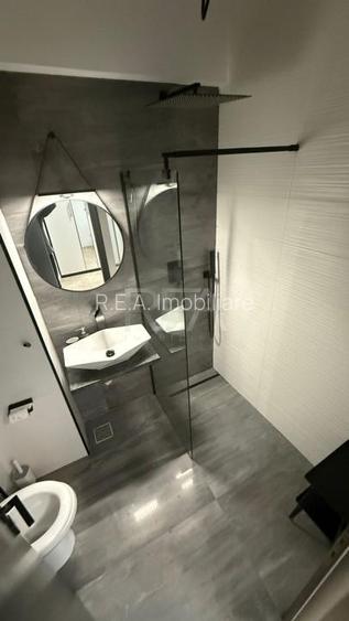 Garsoniera Oltenitei decomandata, centrala, an 2014, 45 mp, renovat - 6