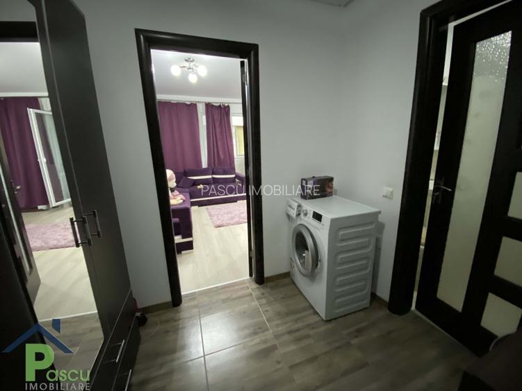 GIURGIULUI, str. Zetarilor, bloc 2018, cf. I, 38 mpu, centrala proprie - 6