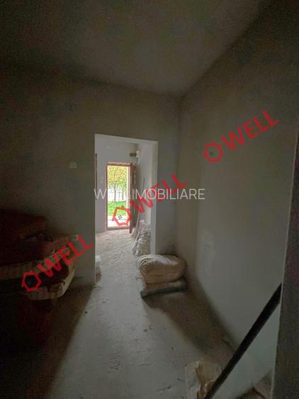 Casă semifinisată cu spații de depozitare de vânzare în zona industrială din Târ - 4