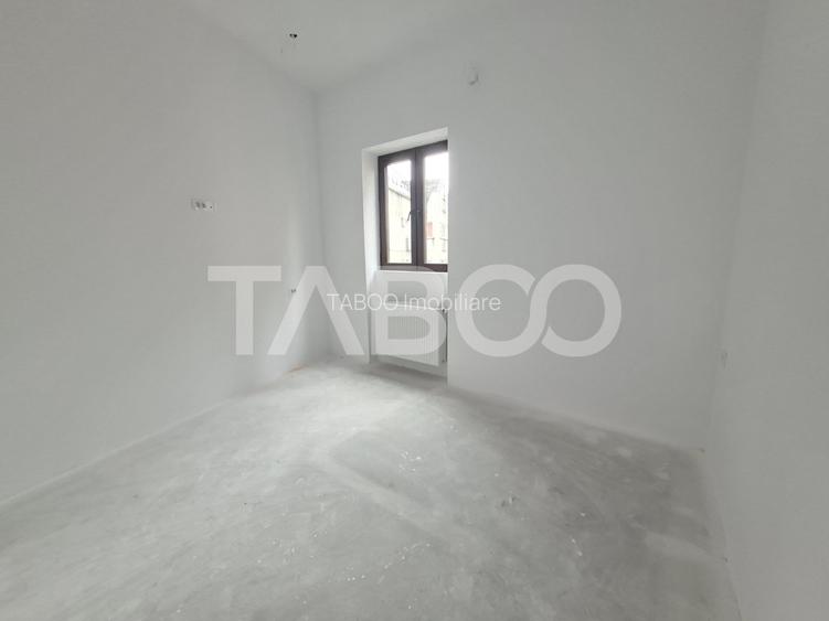 Garsoniera decomandata de vanzare in zona Centrala - cladire renovata - 5