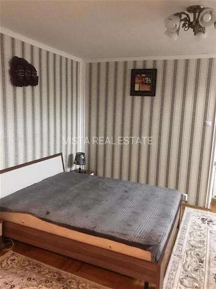 Garsoniera spatioasa si decomandata, Str. de Mijloc, Brasov - 4