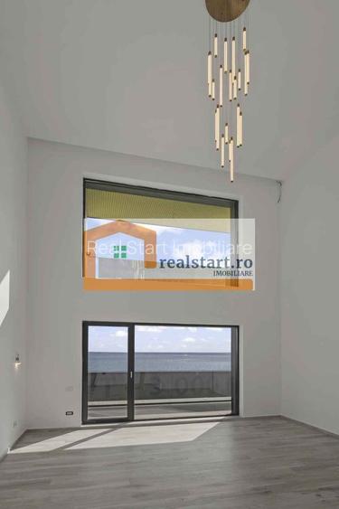 Vedere frontala la Mare, Prima linie, Penthouse tip Duplex, bloc Boutique - 12