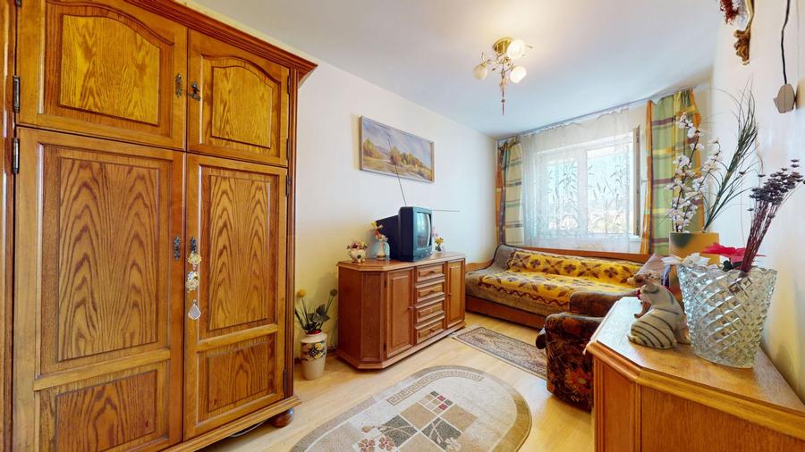 De vanzare 2 camere decomandat, etaj intermediar B-dul Grivitei
