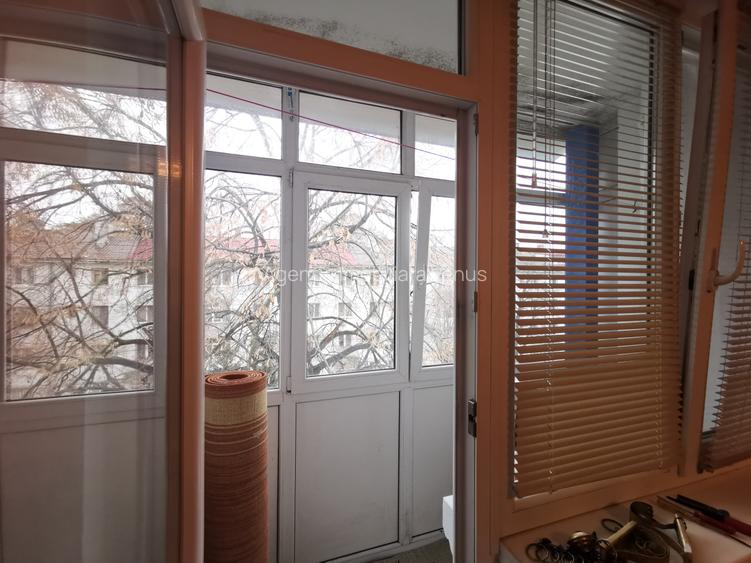 Apartament 3 camere  zona Rapsodia - 5