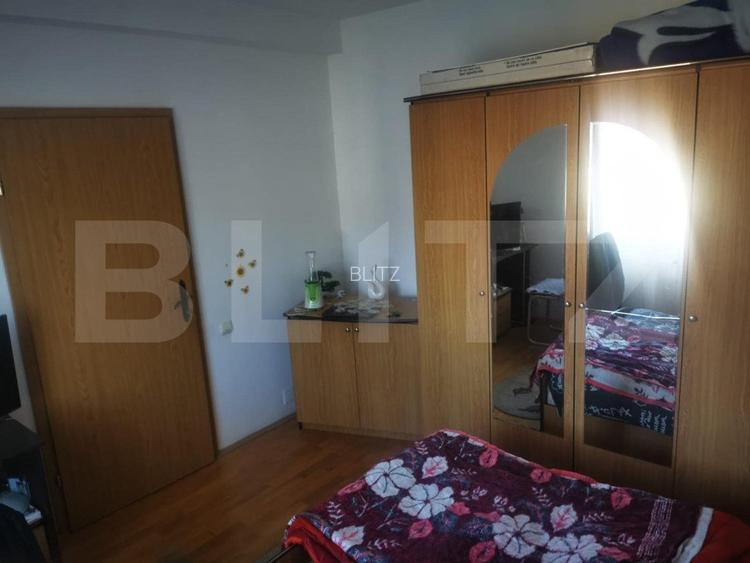 Casa 10 camere, 300 mp utili , teren 700 mp  - 10