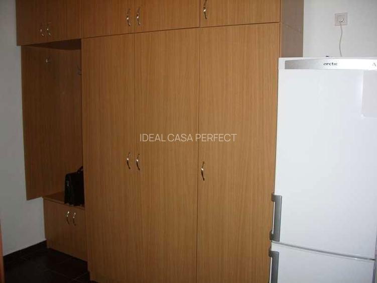 Domenii str Sfanta Maria nr. 2  bloc anvelopat termic, spatioasa - 5
