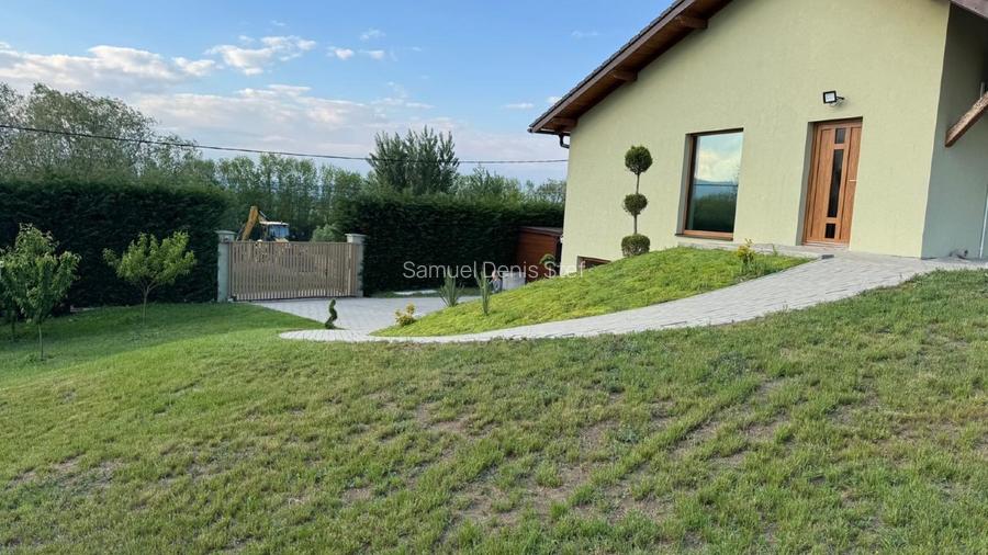 🔑 Casă spațioasă în comuna Ciucus cu livadă și acces asfaltat! - 7