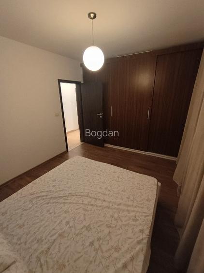 proprietar , vand apartament cu 2 camere torontalului,iris3 si loc de parcare - 6