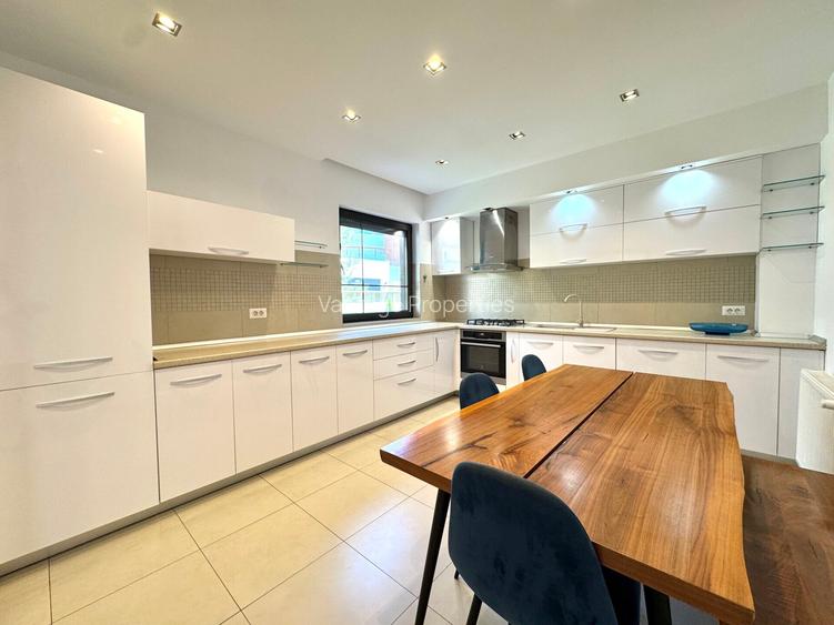 Modern villa | terrace jacuzzi | security | Iancu Nicolae - 4