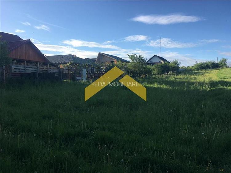 Teren 6,300 MP +casa de vanzare in orasul Falticeni - 5