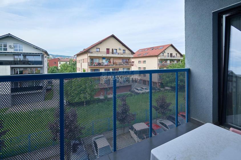 De vânzare apartament cu 3 camere, 2 bai, garaj Andrei Muresanu Sud - 17
