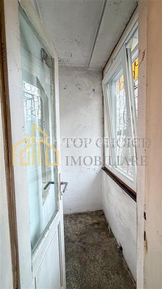 GARSONIERA SPATIOASA CU PARCARE SI BOXA - STEFAN CEL MARE - PARTER INALT - BLOC - 8