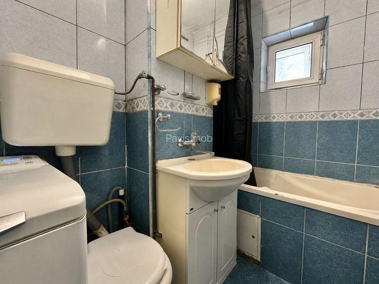 Apartament 3 camere spatios de vanzare în zona - Tractorul - 6