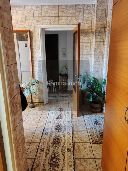 Apartament 3 camere zona MARRIOT decomandat - 17