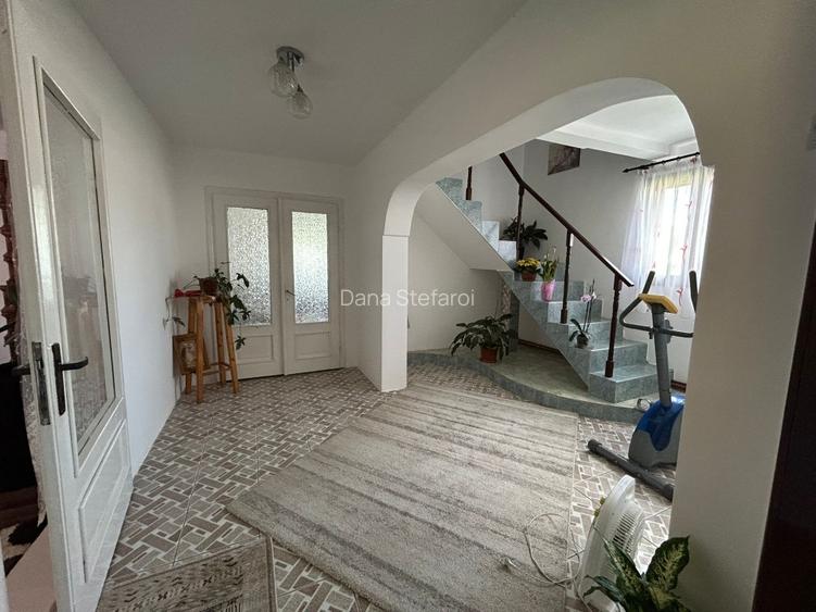 Casă de vânzare 🏠 🏠🏠🏠🏠 - 5