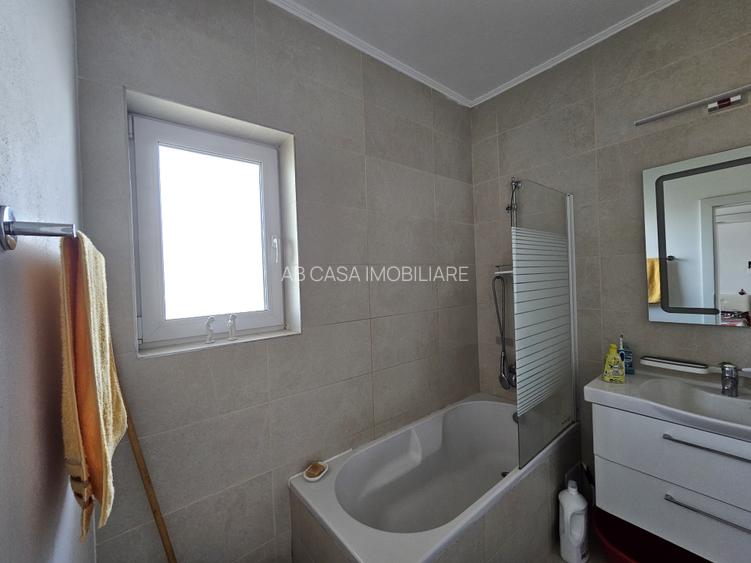 Duplex pe parter, deosebit, Sânandrei, lângă Timișoara, comision 0% - 10