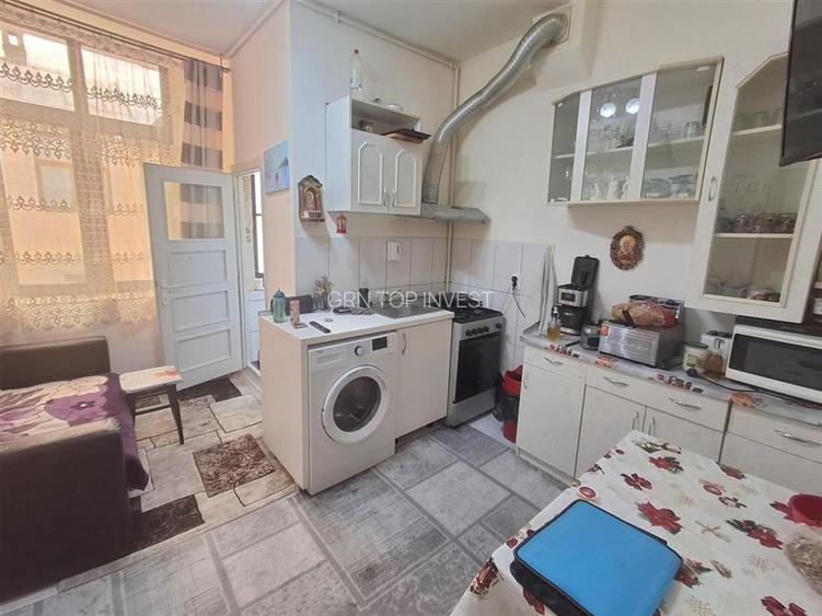 Garsoniera zona Ultracentrala - 4