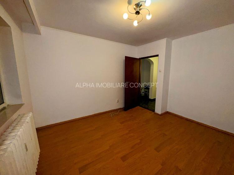 Tomis Nord - piața Ciresica 3 camere decomandate 67 mp - 11