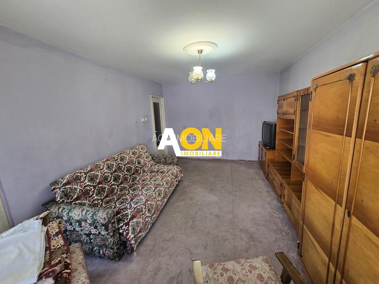 Apartament 3 Camere Decomandat Zona Cetate - 2