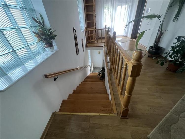 Inchiriere casa la cinci minute de Big pentru clinica salon sau locuit - 18