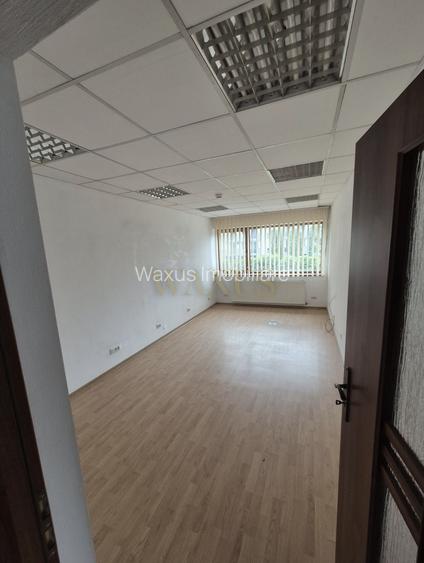 Spațiu comercial, pretabil birouri - 3