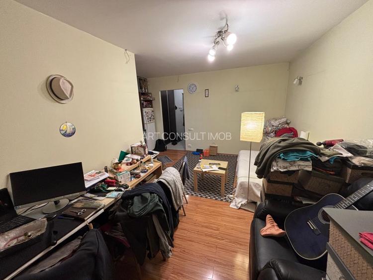 Garsoniera | Titan | Decomandata | Balcon | Bloc Anvelopat - 3