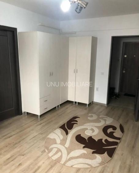 Etaj 1 Apartament 1 Camera Decomandat 38mp Bloc 2019 zona Cug - 3