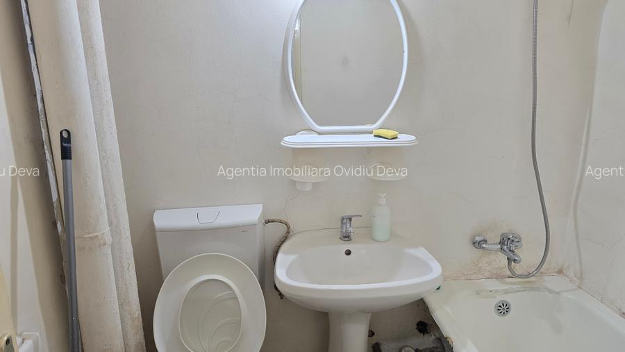Vand apartament 2 camere decomandat in Deva, zona Gojdu, etaj 1, bloc de 4 etaje - 9
